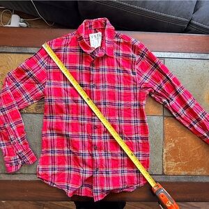 VSTR premium original plaid red long sleeve button down flannel medium cowgirl